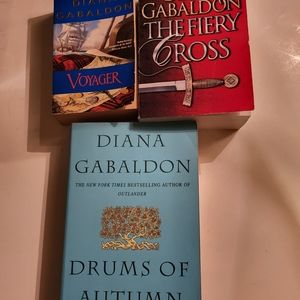 Lot of 4 Outlander Paperbacks by Diana Gabaldon OUTLANDER Series